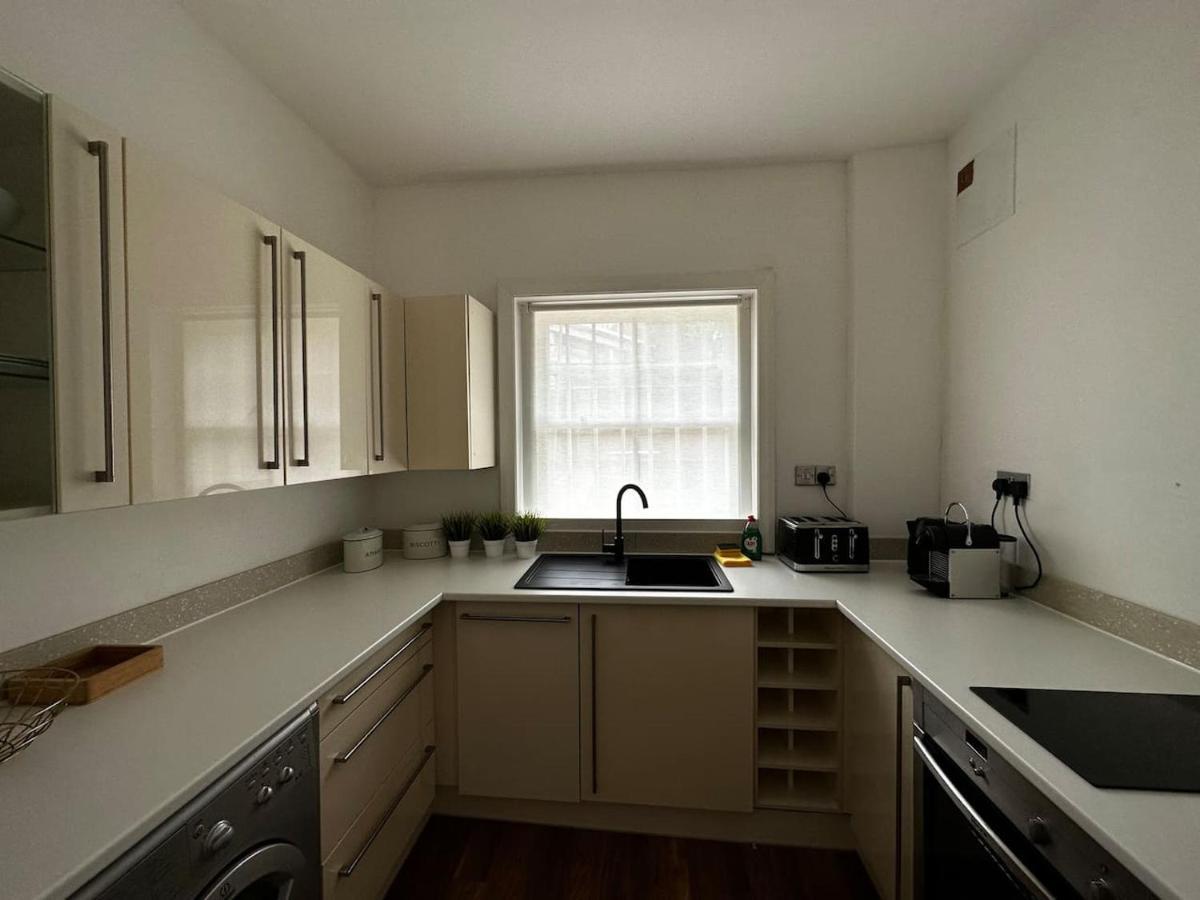 Spacious Studio For 4 Flat Near Regents Park N2 Londres Exterior foto