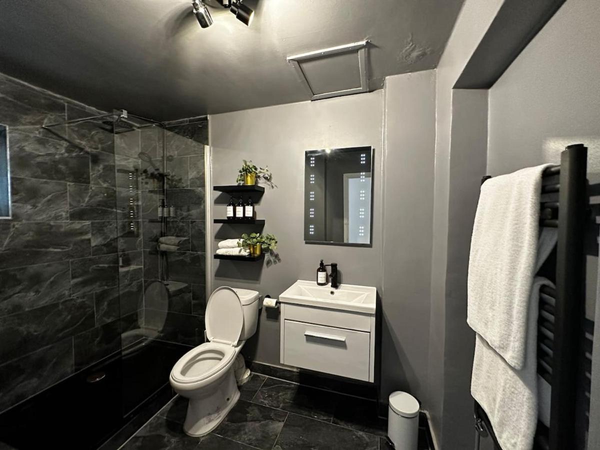 Spacious Studio For 4 Flat Near Regents Park N2 Londres Exterior foto